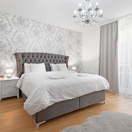 Apartment Puma V Centre Piestan П'єштяни Екстер'єр фото